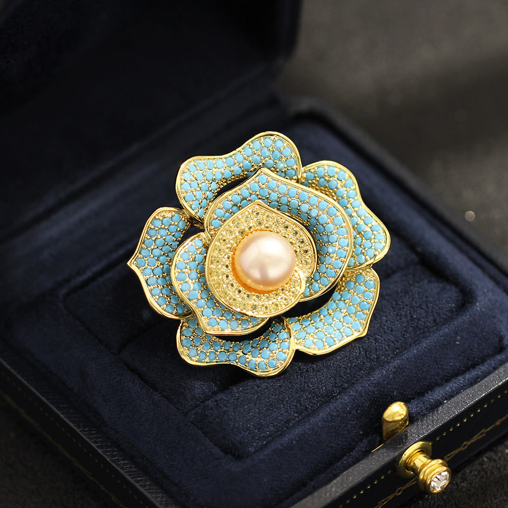 Sparkling cubic zirconia blue rose brooch set with natural freshwater pearl, multipurpose pin brooch for coat scarf, upscale luxury fashion jewelry, practical wedding accessory for bridesmaid