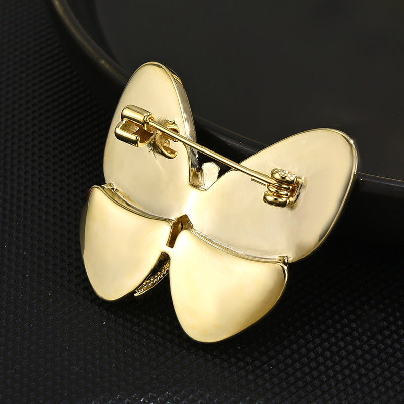 Mother of Pearl Butterfly Brooch XXB005
